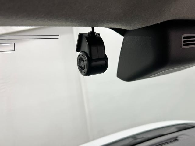 ムーヴキャンバスストライプスＧ　車検整備付／走行８９２６キロ／ナビドラレコ１年保証距離無制限　走行距離８９２６キロ　純正フルセグナビ　バックカメラ　ドラレコ　純正マット　サイドエアバッグ　ＬＥＤヘッドランプ　アイドリングストップ　シートヒーター　両側電動スライドドア（埼玉県）の中古車