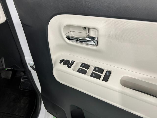 ムーヴキャンバスストライプスＧ　車検整備付／走行８９２６キロ／ナビドラレコ１年保証距離無制限　走行距離８９２６キロ　純正フルセグナビ　バックカメラ　ドラレコ　純正マット　サイドエアバッグ　ＬＥＤヘッドランプ　アイドリングストップ　シートヒーター　両側電動スライドドア（埼玉県）の中古車