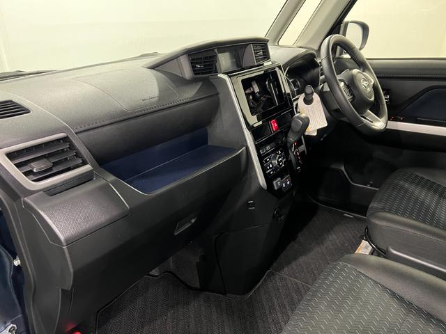 トールカスタムG ターボ 走行17071キロ/クリアランスソナー一年保証・走行距離無制限 走行17071キロ サイドエアバック クリアランスソナー オートマチックハイビーム オートライト LEDヘッドライト 両側電動スライドドア(埼玉県)の中古車