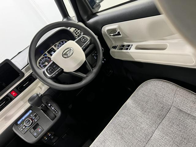 ムーヴキャンバスストライプスＧターボ　走行１４９５９キロ／ＬＥＤヘッドランプ１年保証距離無制限　走行距離１４９５９キロ　純正マット　サイドエアバッグ　ＬＥＤヘッドランプ　アイドリングストップ　シートヒーター　両側電動スライドドア　電動パーキングブレーキ　オート格納式ドアミラー（東京都）の中古車
