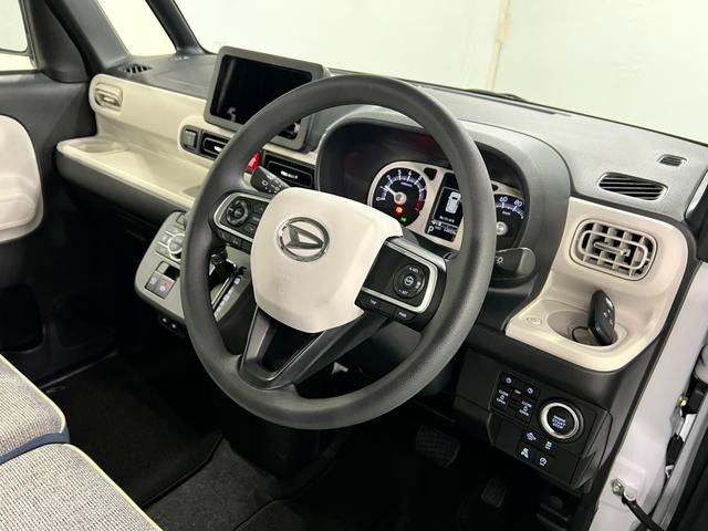ムーヴキャンバスストライプスＧターボ　走行１４９５９キロ／ＬＥＤヘッドランプ１年保証距離無制限　走行距離１４９５９キロ　純正マット　サイドエアバッグ　ＬＥＤヘッドランプ　アイドリングストップ　シートヒーター　両側電動スライドドア　電動パーキングブレーキ　オート格納式ドアミラー（東京都）の中古車