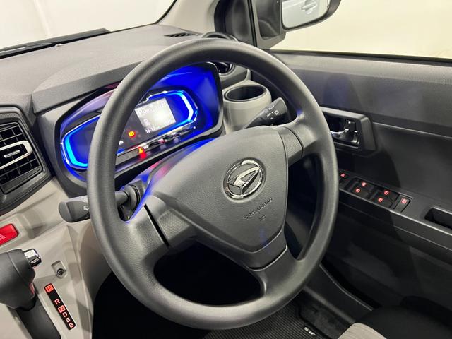 ミライースＸ　ＳＡIII　走行１５６５キロ／クリアランスソナー一年保証・走行距離無制限　走行１５６５キロ　助手席エアバック　オートライト　オートマチックハイビーム　クリアランスソナー　アイドリングストップ（埼玉県）の中古車