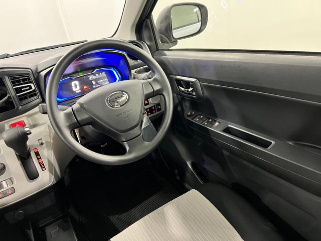 ミライースＸ　ＳＡIII　走行１５６５キロ／クリアランスソナー一年保証・走行距離無制限　走行１５６５キロ　助手席エアバック　オートライト　オートマチックハイビーム　クリアランスソナー　アイドリングストップ（埼玉県）の中古車