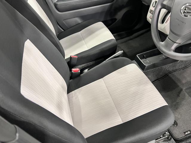 ミライースＸ　ＳＡIII　走行１５６５キロ／クリアランスソナー一年保証・走行距離無制限　走行１５６５キロ　助手席エアバック　オートライト　オートマチックハイビーム　クリアランスソナー　アイドリングストップ（埼玉県）の中古車