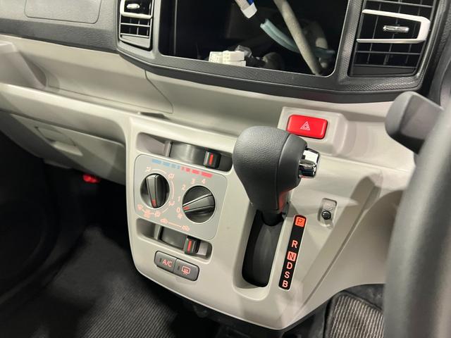 ミライースＸ　ＳＡIII　走行１３７０キロ／ＬＥＤヘッドランプ／マット１年保証距離無制限　走行距離１３７０キロ　純正マット　助手席エアバッグ　クリアランスソナー　オートライト　ＬＥＤヘッドランプ　アイドリングストップ　電動格納式ドアミラー　キーレスエントリー（埼玉県）の中古車