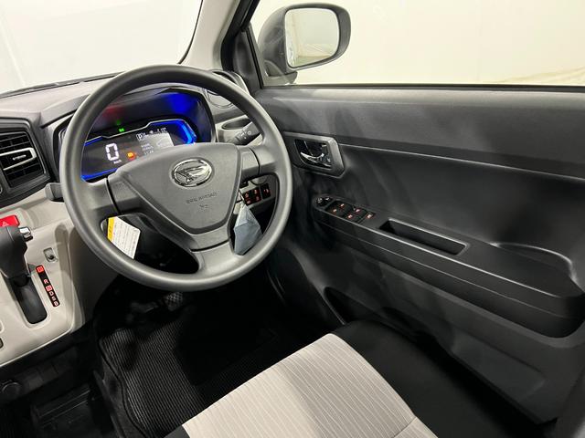 ミライースＸ　ＳＡIII　走行１３７０キロ／ＬＥＤヘッドランプ／マット１年保証距離無制限　走行距離１３７０キロ　純正マット　助手席エアバッグ　クリアランスソナー　オートライト　ＬＥＤヘッドランプ　アイドリングストップ　電動格納式ドアミラー　キーレスエントリー（埼玉県）の中古車