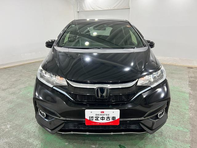 フィットハイブリッドＳ　ホンダセンシング　走行７９３１２キロ／雹害／ナビ一年保証・走行距離無制限走行７９３１２キロ　フルセグナビ　ブルートゥース　バックカメラ　ＥＴＣ　サイドエアバック　オートライト　ＬＥＤヘッドライト（埼玉県）の中古車
