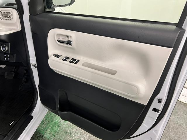 ムーヴキャンバスストライプスG 走行2115キロ/LEDヘッドランプ/マット1年保証距離無制限 走行距離2115キロ 純正マット サイドエアバッグ LEDヘッドランプ アイドリングストップ シートヒーター 両側電動スライドドア オート格納式ドアミラー 電動パーキングブレーキ(埼玉県)の中古車
