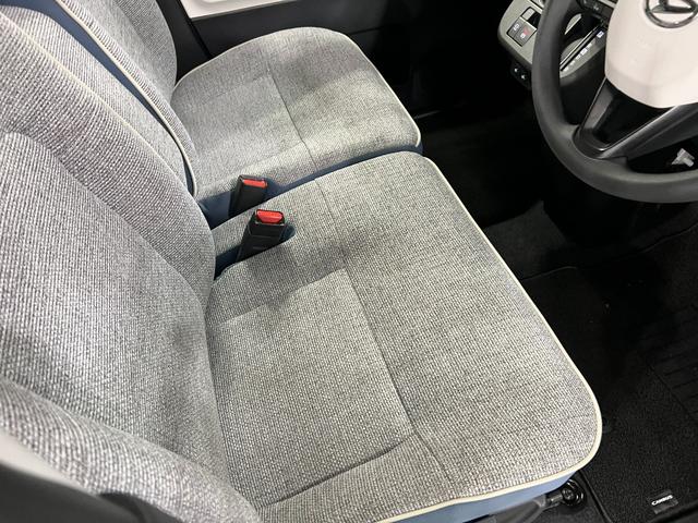 ムーヴキャンバスストライプスG 走行2115キロ/LEDヘッドランプ/マット1年保証距離無制限 走行距離2115キロ 純正マット サイドエアバッグ LEDヘッドランプ アイドリングストップ シートヒーター 両側電動スライドドア オート格納式ドアミラー 電動パーキングブレーキ(埼玉県)の中古車