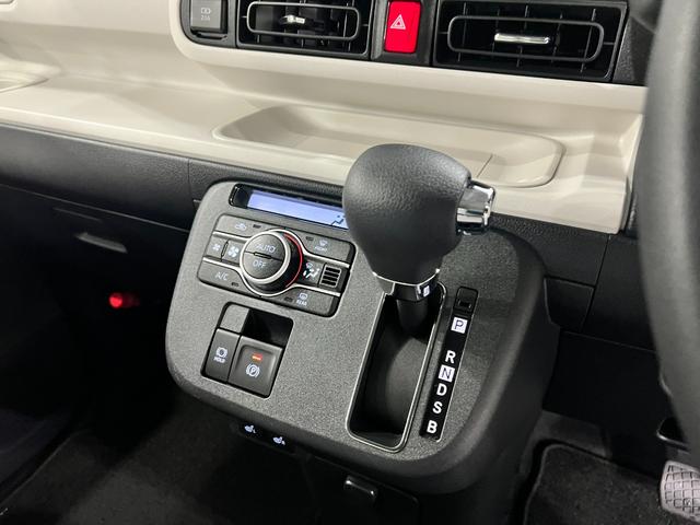 ムーヴキャンバスストライプスG 走行2908キロ/LEDヘッドランプ/マット1年保証距離無制限 走行距離2908キロ 純正マット サイドエアバッグ LEDヘッドランプ アイドリングストップ シートヒーター 両側電動スライドドア オート格納式ドアミラー 電動パーキングブレーキ(埼玉県)の中古車