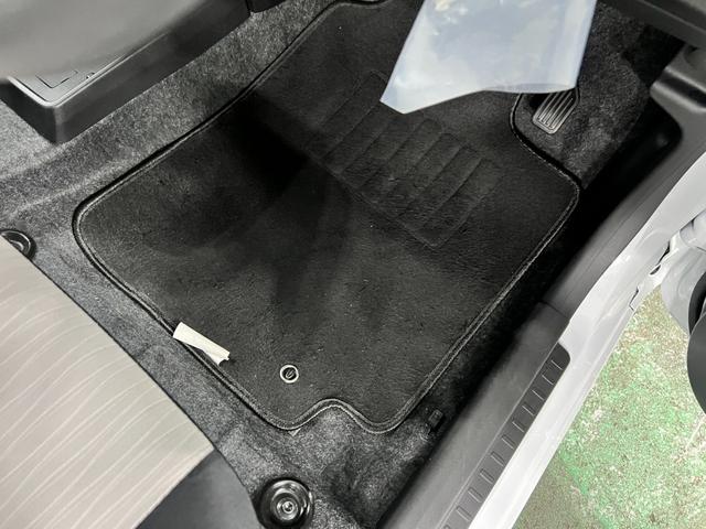 ミライースＬ　ＳＡIII　走行４６４９キロ／クリアランスソナー一年保証・走行距離無制限　走行４６４９キロ　助手席エアバック　オートライト　オートマチックハイビーム　クリアランスソナー　アイドリングストップ（東京都）の中古車
