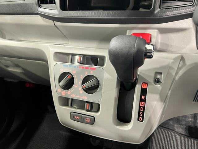ミライースＸ　ＳＡIII　走行１７３４キロ／ＬＥＤヘッドライト一年保証・走行距離無制限　走行１７３４キロ　助手席エアバック　ＬＥＤヘッドライト　オートライト　オートマチックハイビーム　クリアランスソナー　アイドリングストップ（埼玉県）の中古車
