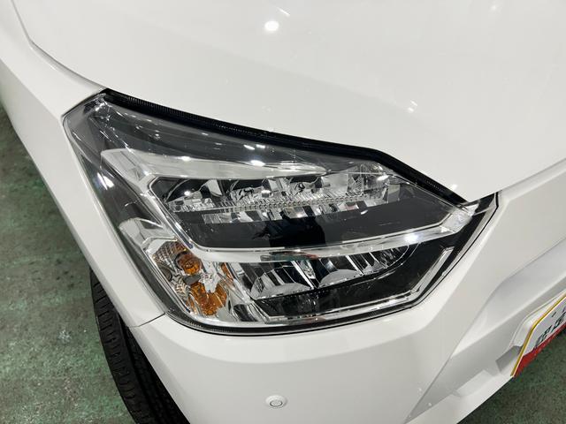 ミライースＸ　ＳＡIII　走行２４６３キロ／ＬＥＤヘッドライト一年保証・走行距離無制限　走行２４６３キロ　助手席エアバック　ＬＥＤヘッドライト　オートライト　オートマチックハイビーム　クリアランスソナー　アイドリングストップ（埼玉県）の中古車