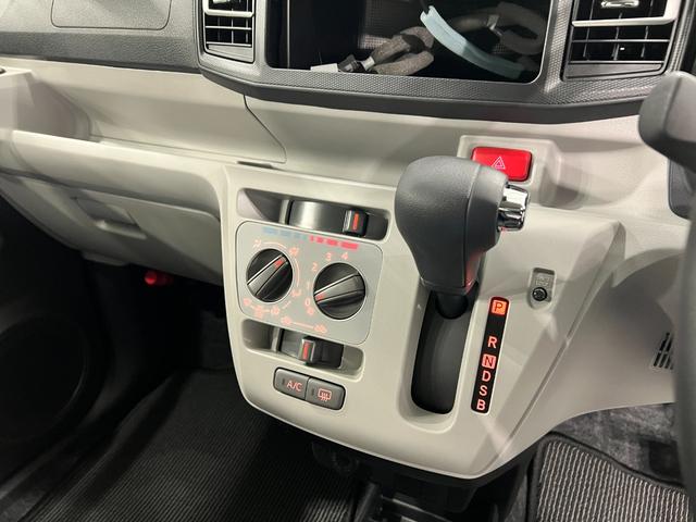 ミライースX SAIII 走行2246キロ/LEDヘッドライト一年保証・走行距離無制限 走行2246キロ 助手席エアバック LEDヘッドライト オートライト オートマチックハイビーム クリアランスソナー アイドリングストップ(埼玉県)の中古車