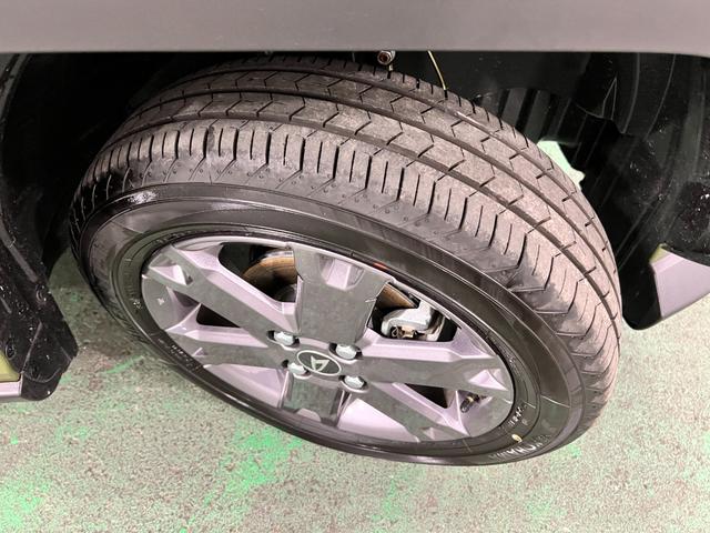 タフトＧ　ダーククロムベンチャー　走行１１７５キロ／オートライト一年保証・走行距離無制限　走行１１７５キロ　助手席エアバック　オートライト　オートマチックハイビーム　クリアランスソナー　アイドリングストップ　シートヒーター（埼玉県）の中古車