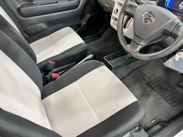 ミライースＸ　ＳＡIII　走行３３６２キロ／ＬＥＤヘッドライト一年保証・走行距離無制限　走行３３６２キロ　助手席エアバック　ＬＥＤヘッドライト　オートライト　オートマチックハイビーム　クリアランスソナー　アイドリングストップ（埼玉県）の中古車