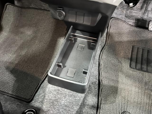 ミライースＸ　ＳＡIII　走行３３６２キロ／ＬＥＤヘッドライト一年保証・走行距離無制限　走行３３６２キロ　助手席エアバック　ＬＥＤヘッドライト　オートライト　オートマチックハイビーム　クリアランスソナー　アイドリングストップ（埼玉県）の中古車