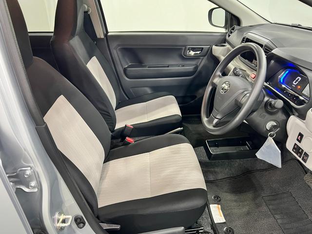 ミライースＸ　ＳＡIII　走行２５２７キロ／ＬＥＤヘッドランプ／マット１年保証距離無制限　走行距離２５２７キロ　純正マット　助手席エアバッグ　クリアランスソナー　ＬＥＤヘッドランプ　アイドリングストップ　電動格納式ドアミラー（埼玉県）の中古車