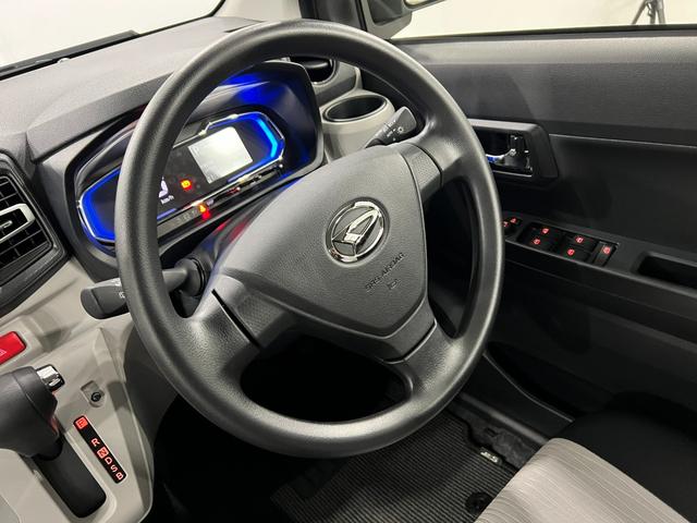 ミライースＸ　ＳＡIII　走行２５２７キロ／ＬＥＤヘッドランプ／マット１年保証距離無制限　走行距離２５２７キロ　純正マット　助手席エアバッグ　クリアランスソナー　ＬＥＤヘッドランプ　アイドリングストップ　電動格納式ドアミラー（埼玉県）の中古車