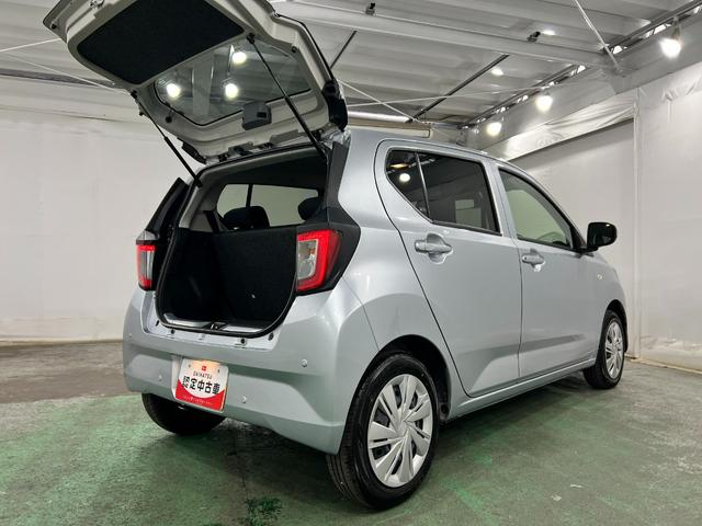 ミライースＸ　ＳＡIII　走行２５２７キロ／ＬＥＤヘッドランプ／マット１年保証距離無制限　走行距離２５２７キロ　純正マット　助手席エアバッグ　クリアランスソナー　ＬＥＤヘッドランプ　アイドリングストップ　電動格納式ドアミラー（埼玉県）の中古車