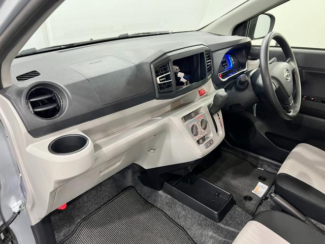 ミライースＸ　ＳＡIII　走行２５２７キロ／ＬＥＤヘッドランプ／マット１年保証距離無制限　走行距離２５２７キロ　純正マット　助手席エアバッグ　クリアランスソナー　ＬＥＤヘッドランプ　アイドリングストップ　電動格納式ドアミラー（埼玉県）の中古車