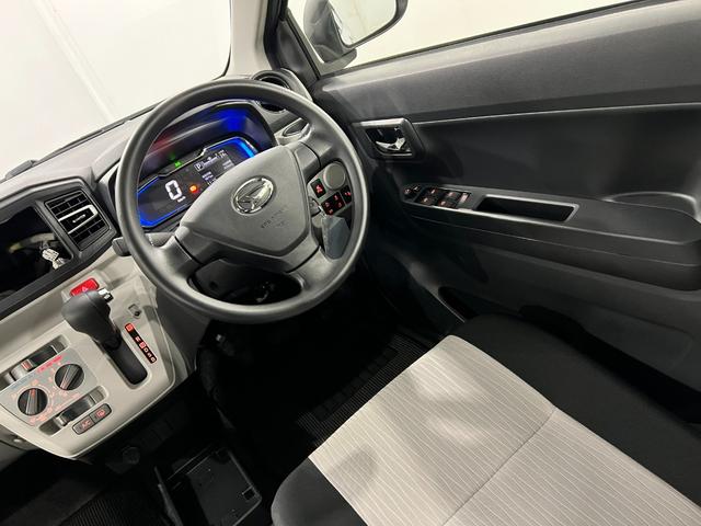 ミライースＸ　ＳＡIII　走行２５２７キロ／ＬＥＤヘッドランプ／マット１年保証距離無制限　走行距離２５２７キロ　純正マット　助手席エアバッグ　クリアランスソナー　ＬＥＤヘッドランプ　アイドリングストップ　電動格納式ドアミラー（埼玉県）の中古車