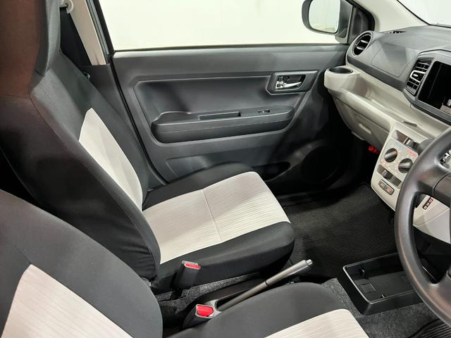 ミライースＸ　ＳＡIII　走行２５２７キロ／ＬＥＤヘッドランプ／マット１年保証距離無制限　走行距離２５２７キロ　純正マット　助手席エアバッグ　クリアランスソナー　ＬＥＤヘッドランプ　アイドリングストップ　電動格納式ドアミラー（埼玉県）の中古車