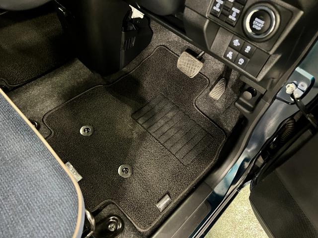 ムーヴキャンバスセオリーＧターボ　走行２８６９９キロ／ナビ／バックカメラ一年保証・走行距離無制限走行２８６９９キロ　フルセグナビ　ブルートゥース　バックカメラ　クリアランスソナー　オートライト　ＬＥＤヘッドライト　シートヒーター　両側電動スライドドア（埼玉県）の中古車
