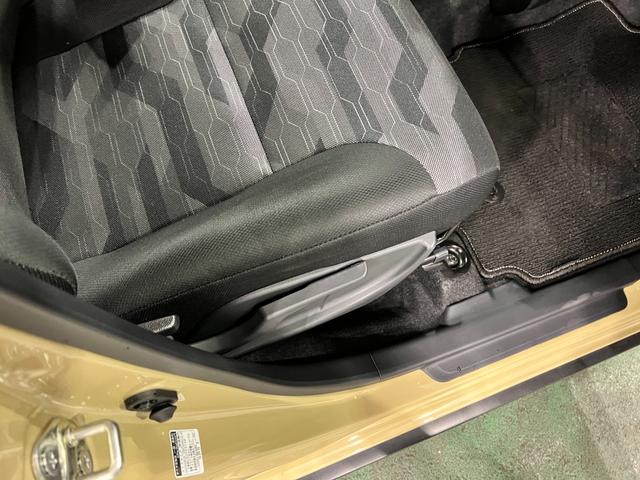 タントファンクロスターボ　走行９６１５キロ／クリアランスソナー一年保証・走行距離無制限　走行９６１５キロ　サイドエアバック　クリアランスソナー　オートマチックハイビーム　オートライト　ＬＥＤヘッドライト　ベンチシート　シートヒーター　両側電動スライドドア（埼玉県）の中古車