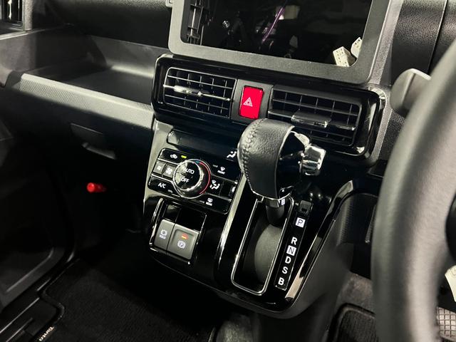 タントカスタムＲＳ　走行３３５３５キロ／シートヒーター一年保証・走行距離無制限　走行３３５３５キロ　サイドエアバック　クリアランスソナー　オートマチックハイビーム　オートライト　ＬＥＤヘッドライト　ベンチシート　シートヒーター　両側電動スライドドア（埼玉県）の中古車