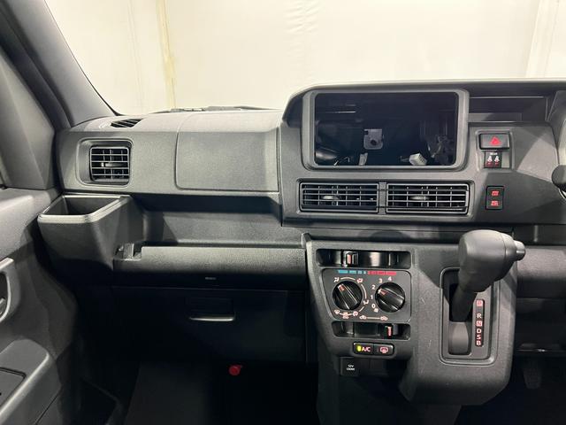 ハイゼットカーゴクルーズ　４ＷＤ／走行３８６２４キロ／ＬＥＤヘッドランプ１年保証距離無制限　走行距離３８６２４キロ　純正マット　助手席エアバッグ　ＬＥＤヘッドランプ　アイドリングストップ　両側電動スライドドア　電動格納式ドアミラー　デジタルインナーミラー（埼玉県）の中古車