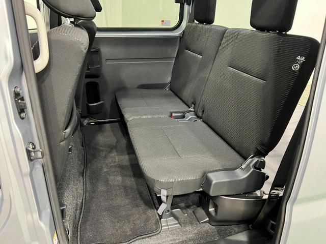 ハイゼットカーゴクルーズ　４ＷＤ／走行３８６２４キロ／ＬＥＤヘッドランプ１年保証距離無制限　走行距離３８６２４キロ　純正マット　助手席エアバッグ　ＬＥＤヘッドランプ　アイドリングストップ　両側電動スライドドア　電動格納式ドアミラー　デジタルインナーミラー（埼玉県）の中古車