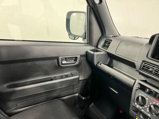 ハイゼットカーゴクルーズ　４ＷＤ／走行３８６２４キロ／ＬＥＤヘッドランプ１年保証距離無制限　走行距離３８６２４キロ　純正マット　助手席エアバッグ　ＬＥＤヘッドランプ　アイドリングストップ　両側電動スライドドア　電動格納式ドアミラー　デジタルインナーミラー（埼玉県）の中古車