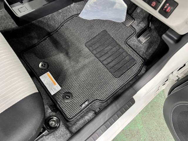 ミライースＸ　ＳＡIII　走行６６９４キロ／ＬＥＤヘッドランプ／マット１年保証距離無制限　走行距離６６９４キロ　純正マット　助手席エアバッグ　クリアランスソナー　ＬＥＤヘッドランプ　アイドリングストップ　電動格納式ドアミラー（東京都）の中古車