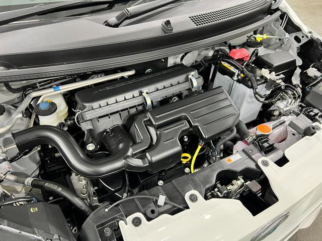 ミライースＸ　ＳＡIII　走行６６９４キロ／ＬＥＤヘッドランプ／マット１年保証距離無制限　走行距離６６９４キロ　純正マット　助手席エアバッグ　クリアランスソナー　ＬＥＤヘッドランプ　アイドリングストップ　電動格納式ドアミラー（東京都）の中古車