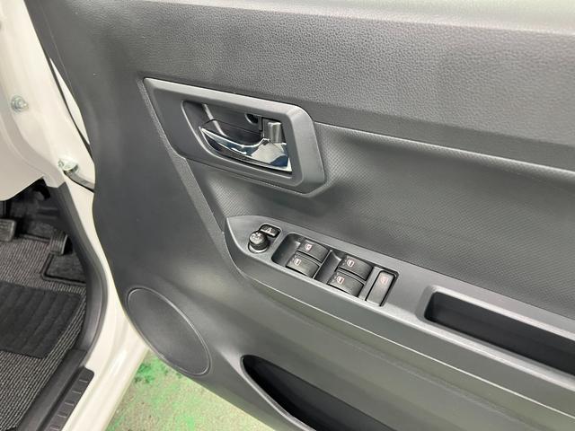 ミライースＸ　ＳＡIII　走行１２４６キロ／ＬＥＤヘッドランプ／マット（東京都）の中古車