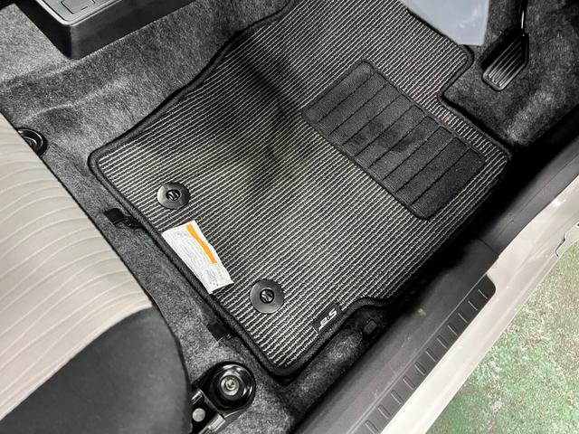 ミライースＸ　ＳＡIII　走行１８８０キロ／ＬＥＤヘッドランプ／マット１年保証距離無制限　走行距離１８８０キロ　純正マット　ＬＥＤヘッドランプ　アイドリングストップ　キーレスエントリー　電動格納式ドアミラー（埼玉県）の中古車