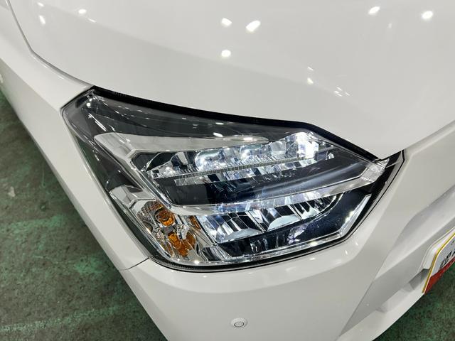 ミライースＸ　ＳＡIII　走行１８８０キロ／ＬＥＤヘッドランプ／マット１年保証距離無制限　走行距離１８８０キロ　純正マット　ＬＥＤヘッドランプ　アイドリングストップ　キーレスエントリー　電動格納式ドアミラー（埼玉県）の中古車