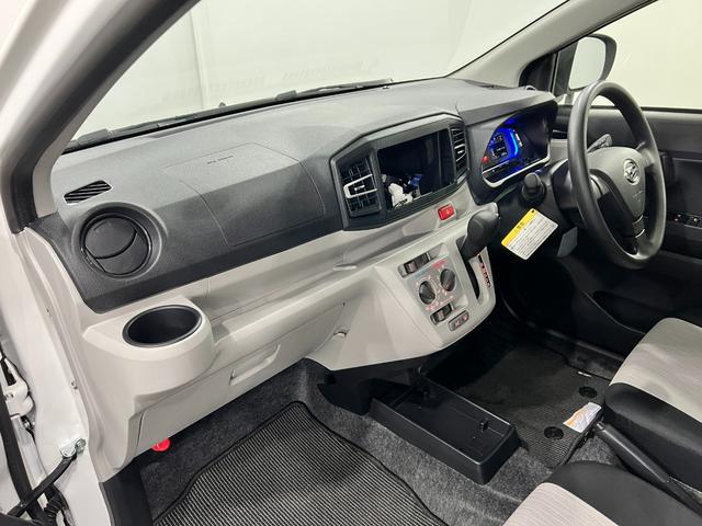 ミライースＸ　ＳＡIII　走行１８８０キロ／ＬＥＤヘッドランプ／マット１年保証距離無制限　走行距離１８８０キロ　純正マット　ＬＥＤヘッドランプ　アイドリングストップ　キーレスエントリー　電動格納式ドアミラー（埼玉県）の中古車