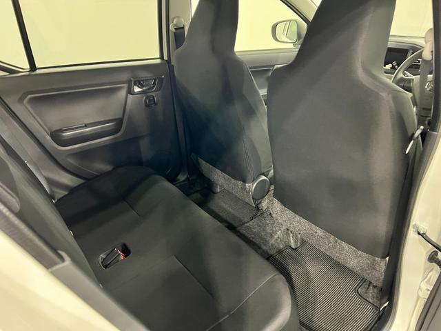 ミライースＸ　ＳＡIII　走行１８８０キロ／ＬＥＤヘッドランプ／マット１年保証距離無制限　走行距離１８８０キロ　純正マット　ＬＥＤヘッドランプ　アイドリングストップ　キーレスエントリー　電動格納式ドアミラー（埼玉県）の中古車
