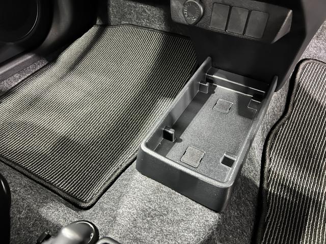 ミライースＸ　ＳＡIII　走行１８８０キロ／ＬＥＤヘッドランプ／マット１年保証距離無制限　走行距離１８８０キロ　純正マット　ＬＥＤヘッドランプ　アイドリングストップ　キーレスエントリー　電動格納式ドアミラー（埼玉県）の中古車