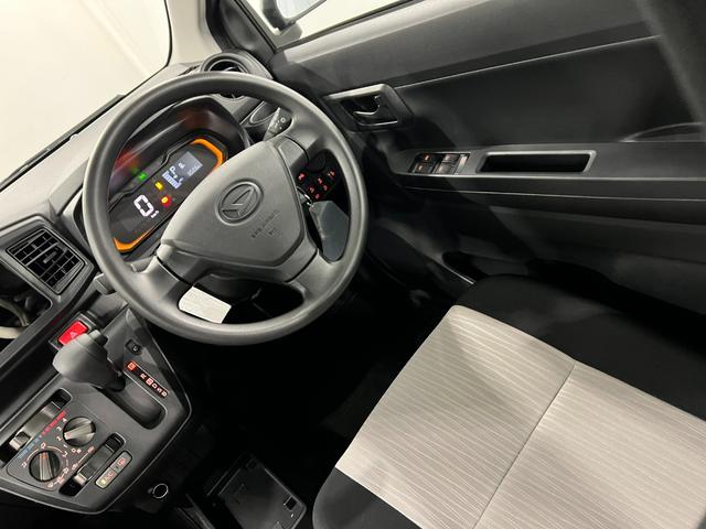 ミライースＬ　ＳＡIII　走行３０２８キロ／オートライト／マット１年保証距離無制限　走行距離３０２８キロ　フロアマット　助手席エアバッグ　クリアランスソナー　オートマチックハイビーム　オートライト　アイドリングストップ（東京都）の中古車