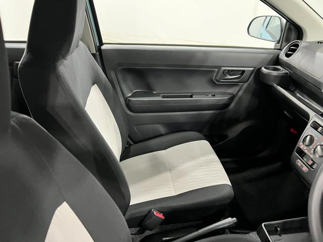 ミライースL SAIII 走行2844キロ/オートライト/マット1年保証距離無制限 走行距離2844キロ フロアマット 助手席エアバッグ クリアランスソナー オートマチックハイビーム オートライト アイドリングストップ キーレスエントリー(埼玉県)の中古車