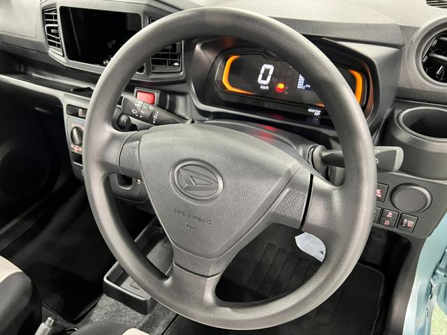 ミライースL SAIII 走行2844キロ/オートライト/マット1年保証距離無制限 走行距離2844キロ フロアマット 助手席エアバッグ クリアランスソナー オートマチックハイビーム オートライト アイドリングストップ キーレスエントリー(埼玉県)の中古車