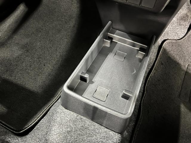 ミライースL SAIII 走行2844キロ/オートライト/マット1年保証距離無制限 走行距離2844キロ フロアマット 助手席エアバッグ クリアランスソナー オートマチックハイビーム オートライト アイドリングストップ キーレスエントリー(埼玉県)の中古車