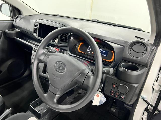 ミライースＬ　ＳＡIII　キーレス／オートライト／フロアマットワンオーナー　禁煙車　フロアマット　キーレス　運転席・助手席エアバッグ　クリアランスソナー　オートライト　アイドリングストップ　マニュアルエアコン　衝突回避支援システム　誤発進抑制制御機能（埼玉県）の中古車