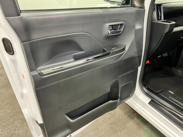 タントカスタムRSリミテッド 走行3183キロ/クリアランスソナー一年保証・走行距離無制限 走行3183キロ サイドエアバック クリアランスソナー オートマチックハイビーム オートライト LEDヘッドライト ベンチシート シートヒーター 両側電動スライドドア(埼玉県)の中古車