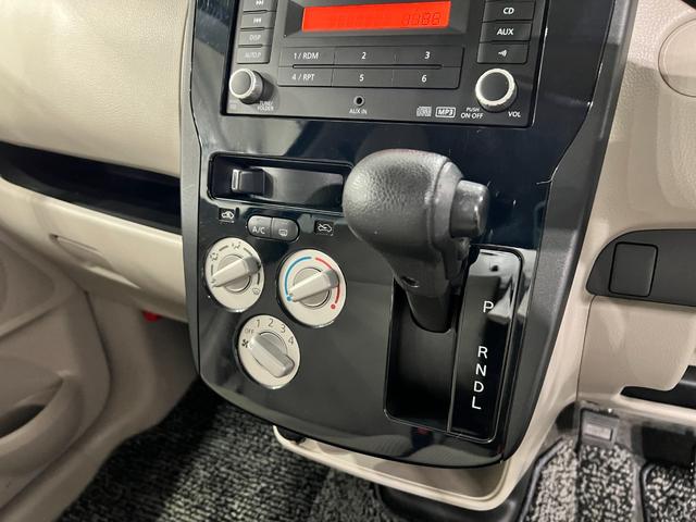 デイズＪ　走行３０４５３キロ／車検整備付／ドラレコ一年保証・走行距離無制限走行３０４５３キロ　車検整備付　助手席エアバック　純正カーペットマット　ドラレコ　ベンチシート（埼玉県）の中古車
