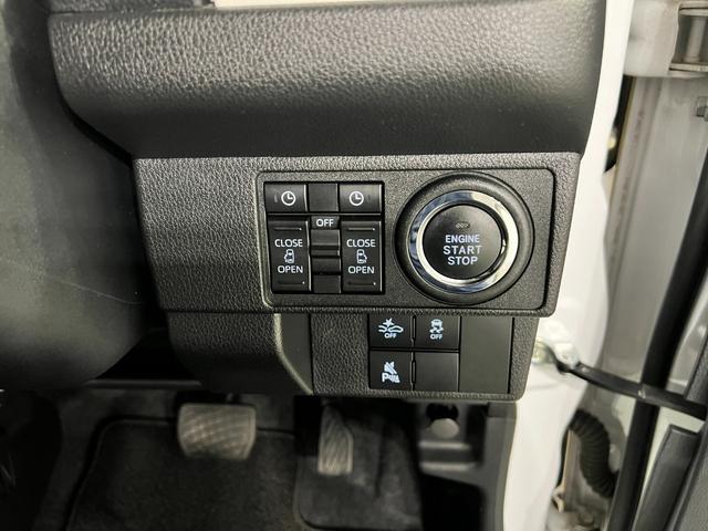 ムーヴキャンバスストライプスGターボ 走行39930キロ/クリアランスソナー一年保証・走行距離無制限 走行39930キロ サイドエアバック クリアランスソナー オートマチックハイビーム オートライト LEDヘッドライト ベンチシート シートヒーター 両側電動スライドドア(埼玉県)の中古車
