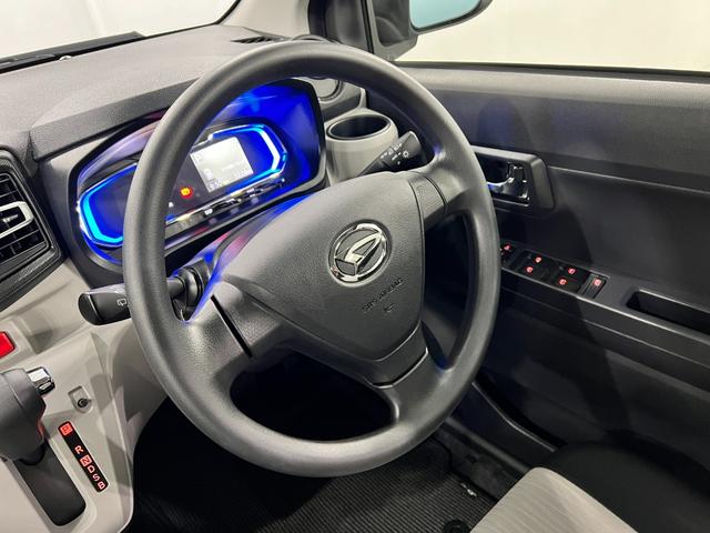 ミライースＸ　ＳＡIII　走行３２２６キロ／ＬＥＤヘッドランプ／マット１年保証距離無制限　走行距離３２２６キロ　純正カーペットマット　助手席エアバッグ　クリアランスソナー　オートマチックハイビーム　オートライト　ＬＥＤヘッドランプ　アイドリングストップ　キーレス（埼玉県）の中古車